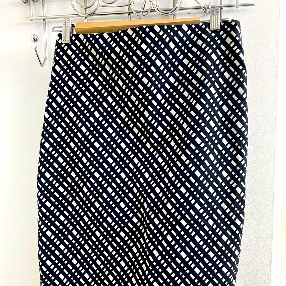 Sexy pencil skirt for office or a date night